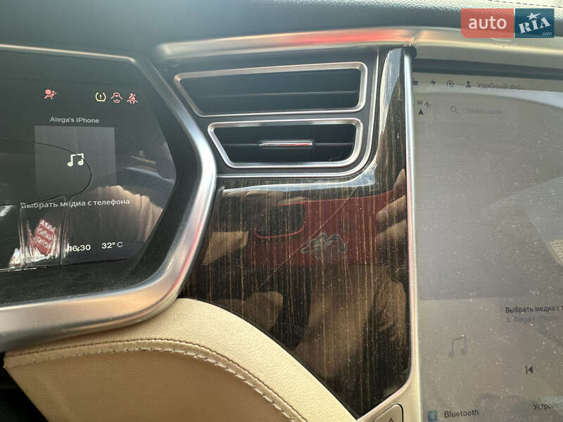 Лифтбек Tesla Model S 2013 в Киеве фото 7 Лифтбек Tesla Model S 2013 в Киеве