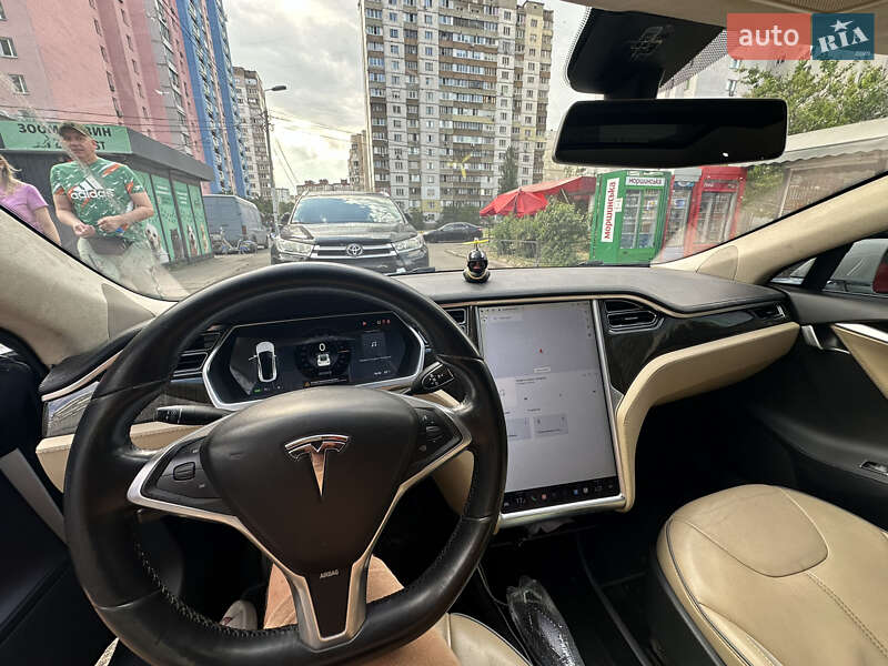 Лифтбек Tesla Model S 2013 в Киеве фото 8 Лифтбек Tesla Model S 2013 в Киеве