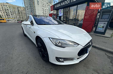 Ліфтбек Tesla Model S 2013 в Києві