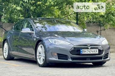 Лифтбек Tesla Model S 2015 в Одессе