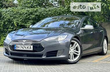 Лифтбек Tesla Model S 2015 в Одессе