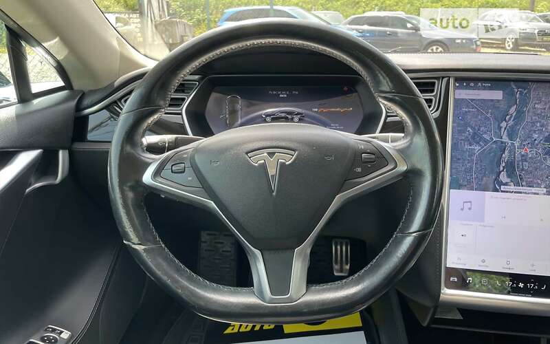 Лифтбек Tesla Model S 2014 в Стрые