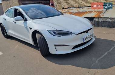 Лифтбек Tesla Model S 2021 в 