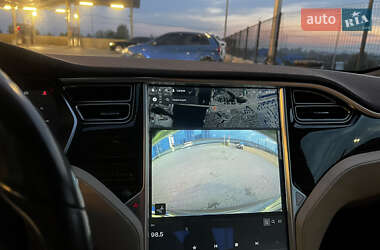 Ліфтбек Tesla Model S 2015 в 