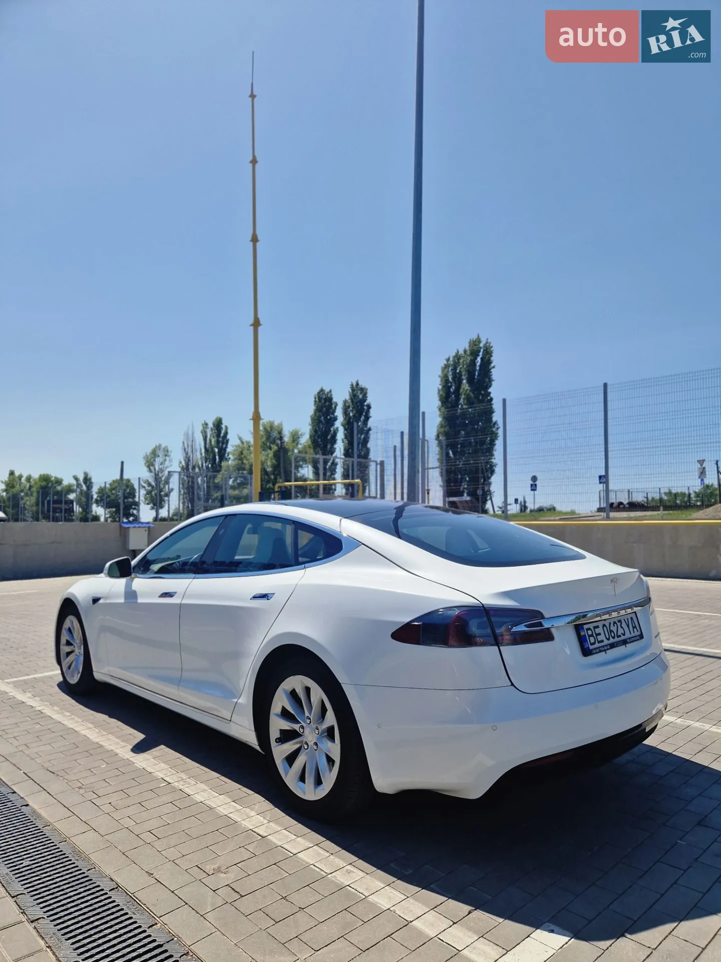 2019 Tesla Model S - мініатюра 6