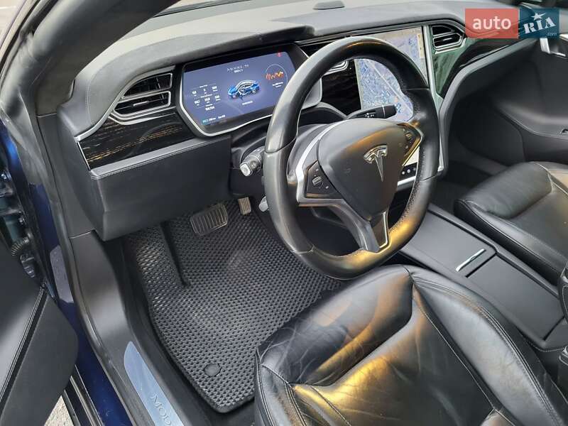 Ліфтбек Tesla Model S 2016 в Києві фото 10 Ліфтбек Tesla Model S 2016 в Києві