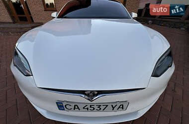 Ліфтбек Tesla Model S 2018 в 