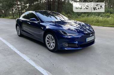 Лифтбек Tesla Model S 2018 в Славуте