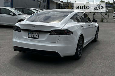 Лифтбек Tesla Model S 2022 в Виннице