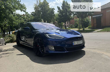 Ліфтбек Tesla Model S 2018 в Полтаві