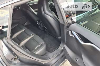 Лифтбек Tesla Model S 2014 в Киеве