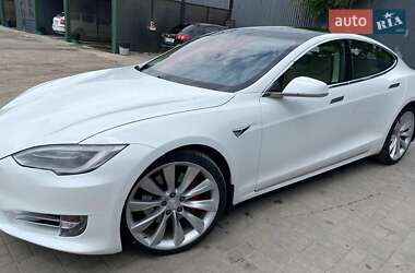 Ліфтбек Tesla Model S 2017 в Запоріжжі