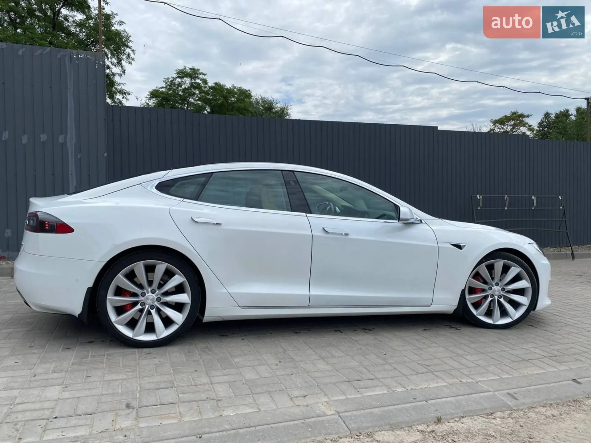 2017 Tesla Model S - мініатюра 26