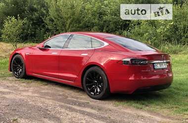 Ліфтбек Tesla Model S 2016 в Львові