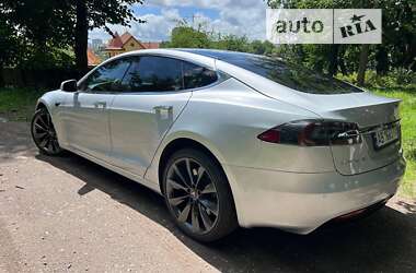 Ліфтбек Tesla Model S 2016 в Вінниці