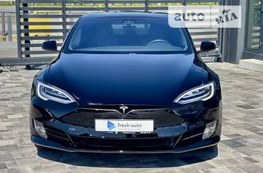 Ліфтбек Tesla Model S 2018 в Рівному