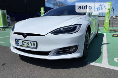 Лифтбек Tesla Model S 2018 в Полтаве