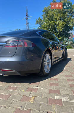 Ліфтбек Tesla Model S 2016 в 