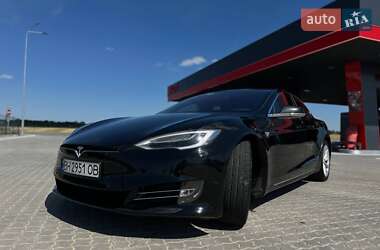 Лифтбек Tesla Model S 2017 в Одессе