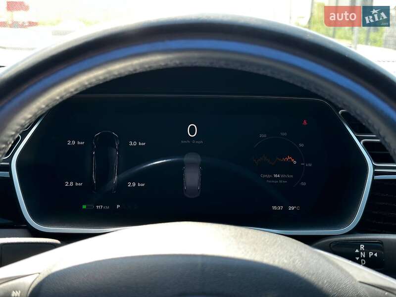 Ліфтбек Tesla Model S 2017 в Одесі