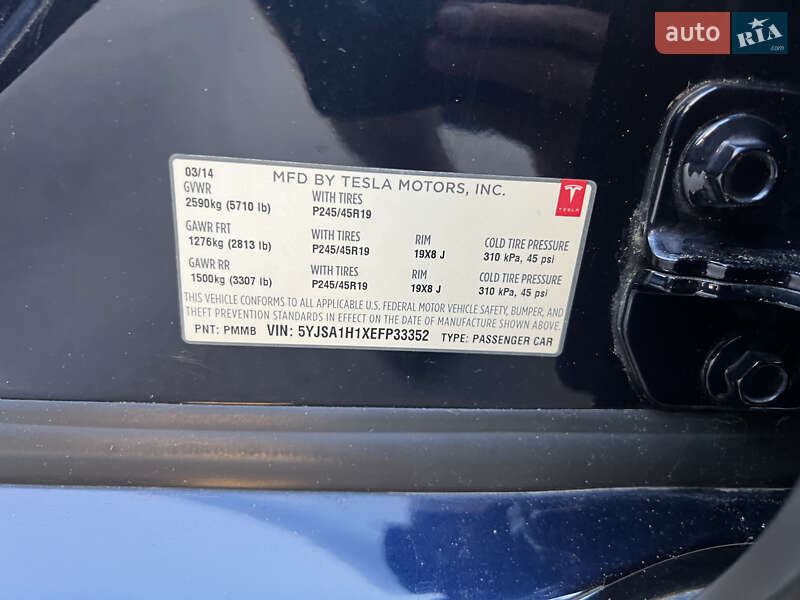 Ліфтбек Tesla Model S 2014 в Дніпрі