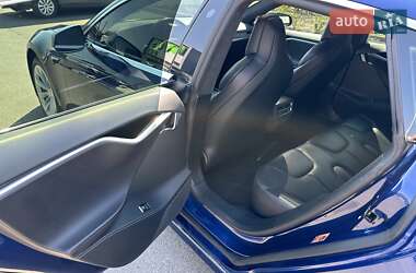 Лифтбек Tesla Model S 2016 в 