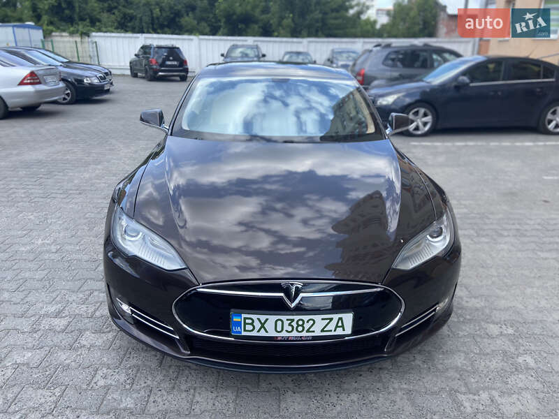 Лифтбек Tesla Model S 2012 в Хмельницком фото 33 Лифтбек Tesla Model S 2012 в Хмельницком
