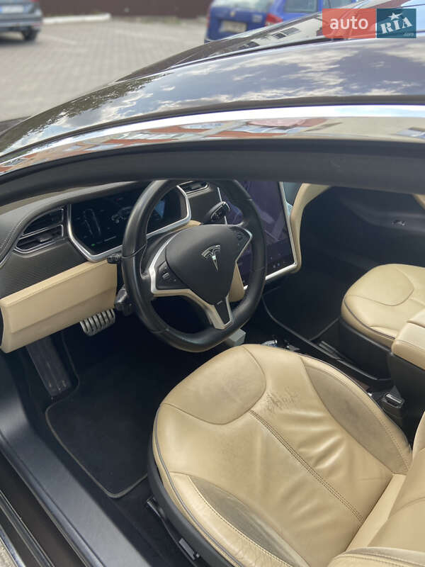 Лифтбек Tesla Model S 2012 в Хмельницком фото 57 Лифтбек Tesla Model S 2012 в Хмельницком