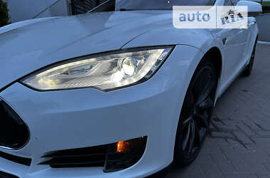 Ліфтбек Tesla Model S 2012 в Івано-Франківську