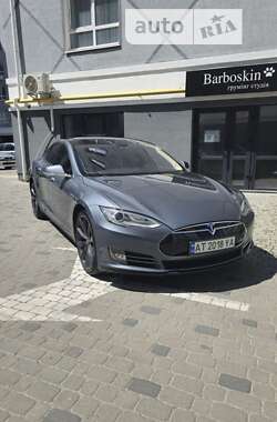 Ліфтбек Tesla Model S 2013 в Львові