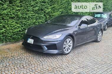 Ліфтбек Tesla Model S 2014 в Одесі