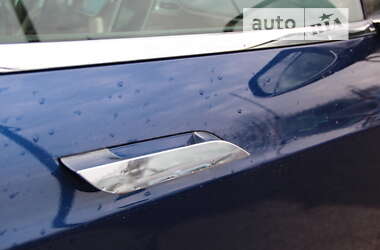 Лифтбек Tesla Model S 2017 в 