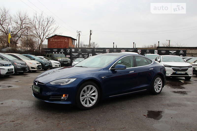 Tesla Model S 2017