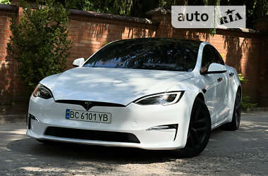 Лифтбек Tesla Model S 2022 в Львове