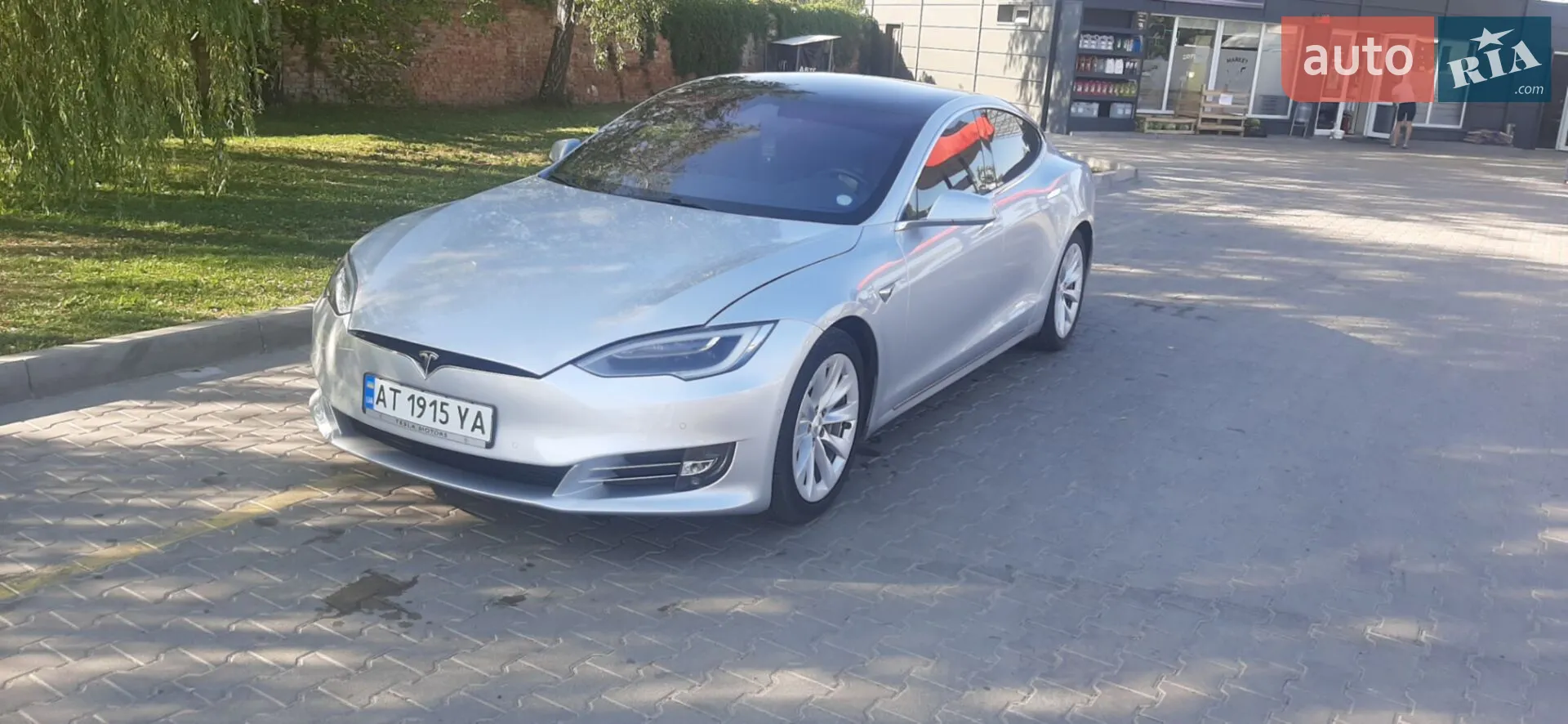 2017 Tesla Model S - фото 1