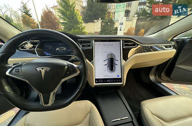 Лифтбек Tesla Model S 2016 в Одессе
