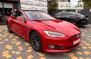 Ліфтбек Tesla Model S 2018 в Львові