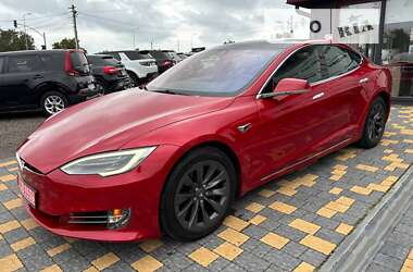 Ліфтбек Tesla Model S 2018 в Львові