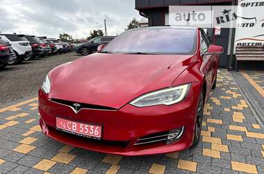 Ліфтбек Tesla Model S 2018 в Львові