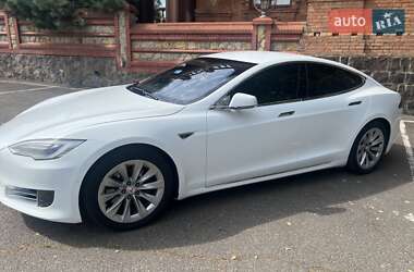 Ліфтбек Tesla Model S 2016 в Вінниці фото 6 Ліфтбек Tesla Model S 2016 в Вінниці