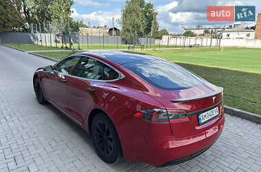 Ліфтбек Tesla Model S 2018 в Житомирі