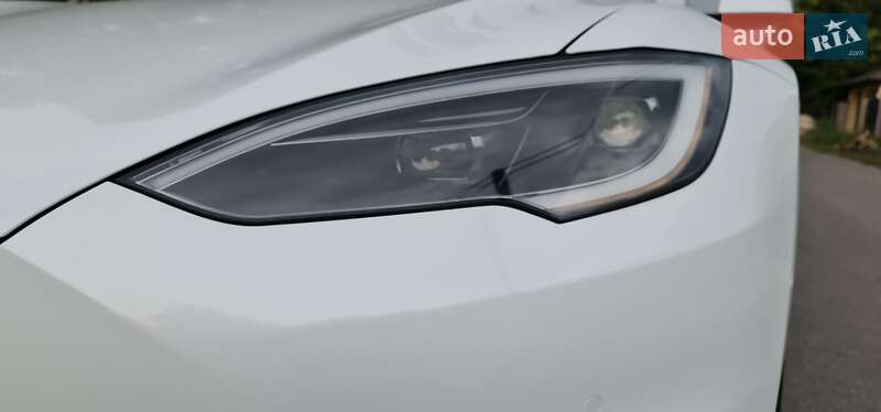 Ліфтбек Tesla Model S 2022 в Вінниці