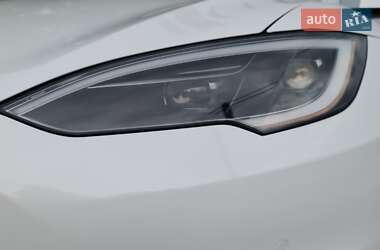 Лифтбек Tesla Model S 2022 в 