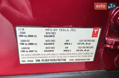 Лифтбек Tesla Model S 2019 в Виннице