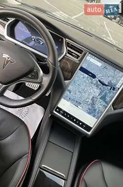 Лифтбек Tesla Model S 2014 в Львове