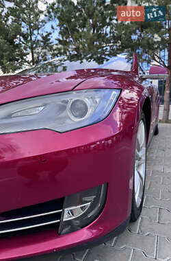 Ліфтбек Tesla Model S 2013 в Рівному