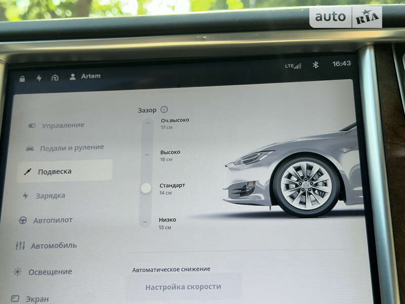 Лифтбек Tesla Model S 2017 в Киеве фото 54 Лифтбек Tesla Model S 2017 в Киеве