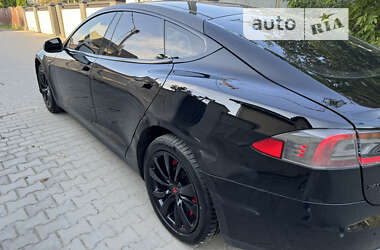 Ліфтбек Tesla Model S 2014 в Львові