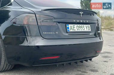 Лифтбек Tesla Model S 2017 в Днепре