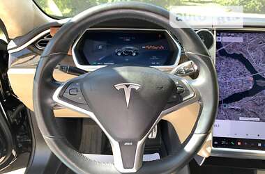 Лифтбек Tesla Model S 2013 в Виннице